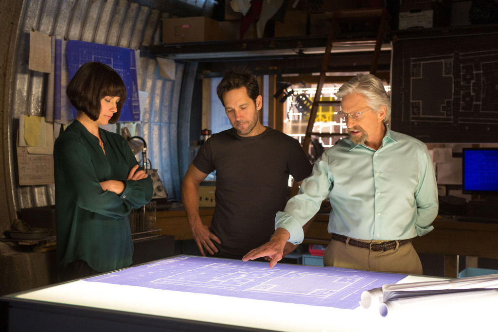 Ant-Man-Photo-Rudd-Lilly-Douglas-Planning