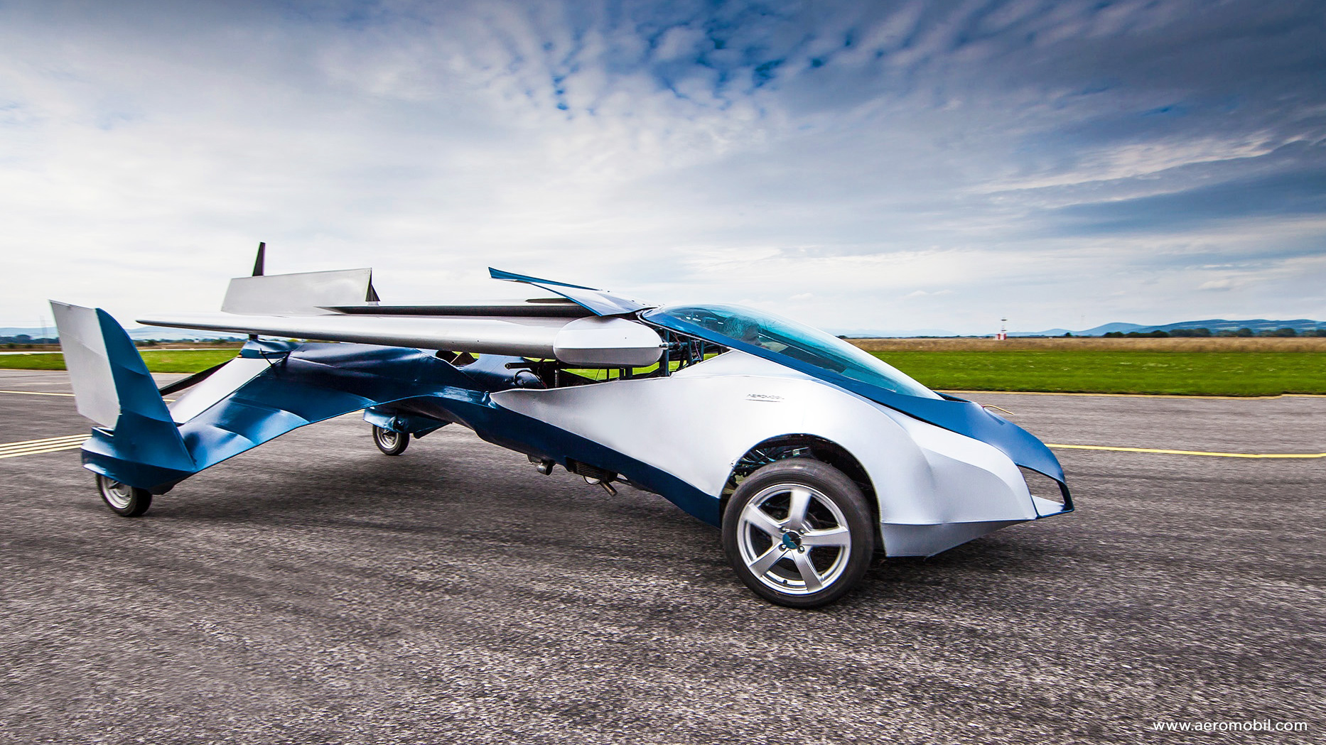 aeromobil flying car