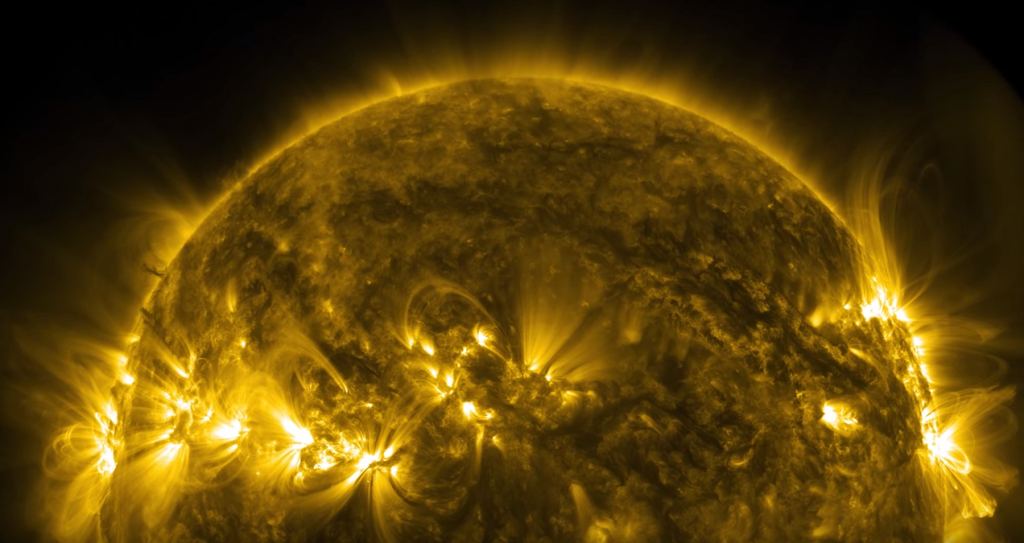 NASA Releases Breathtaking 4K High-Definition Video Of The Sun In ...